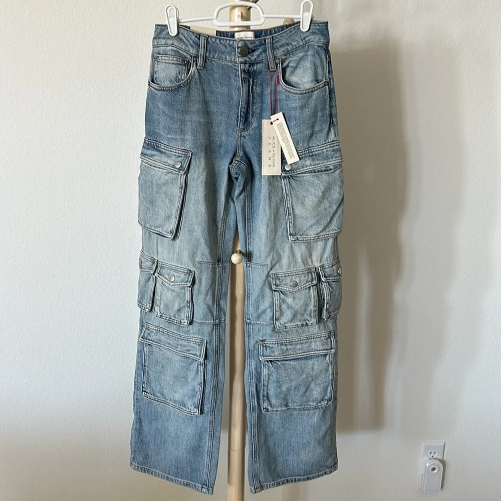 Alice + Olivia Light Blue Wide Leg Cargo Jeans sz 24 - Picture 7 of 12